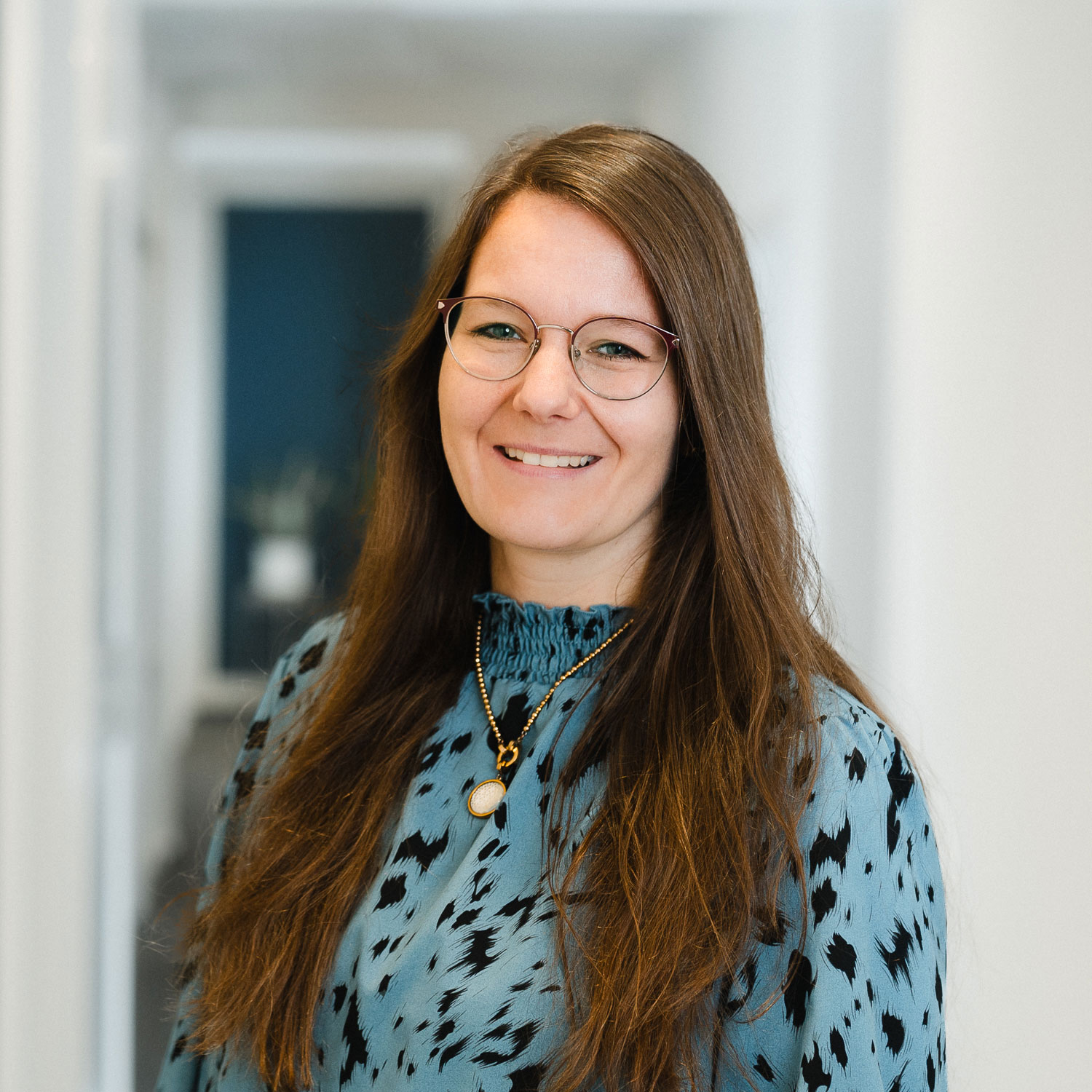 Mitarbeiterin der Kanzlei Lotz und Partner