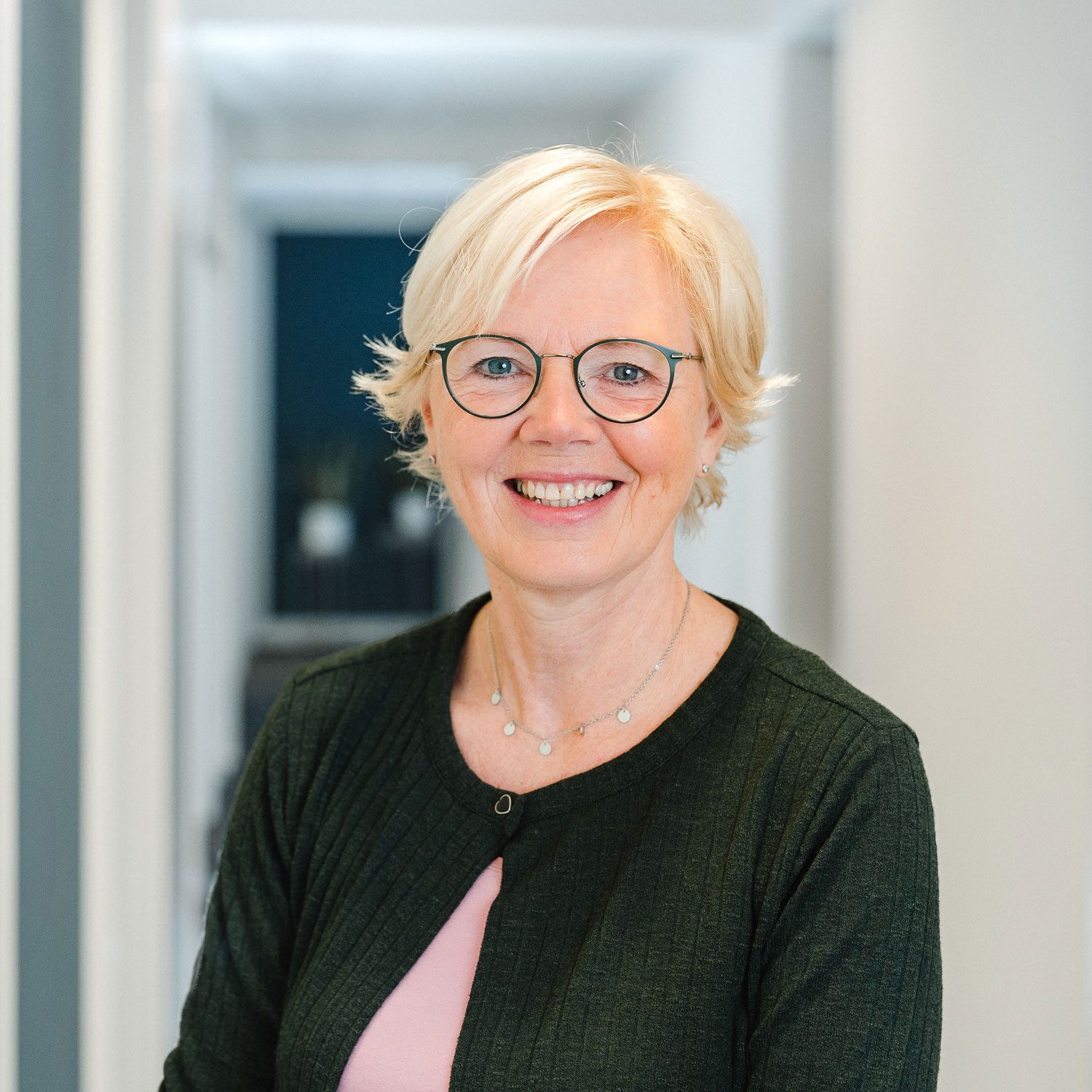 Mitarbeiterin der Kanzlei Lotz und Partner